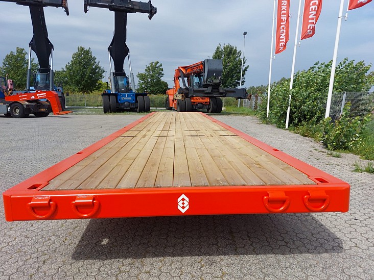  SEACOM Roll trailer 40ft/100t 1